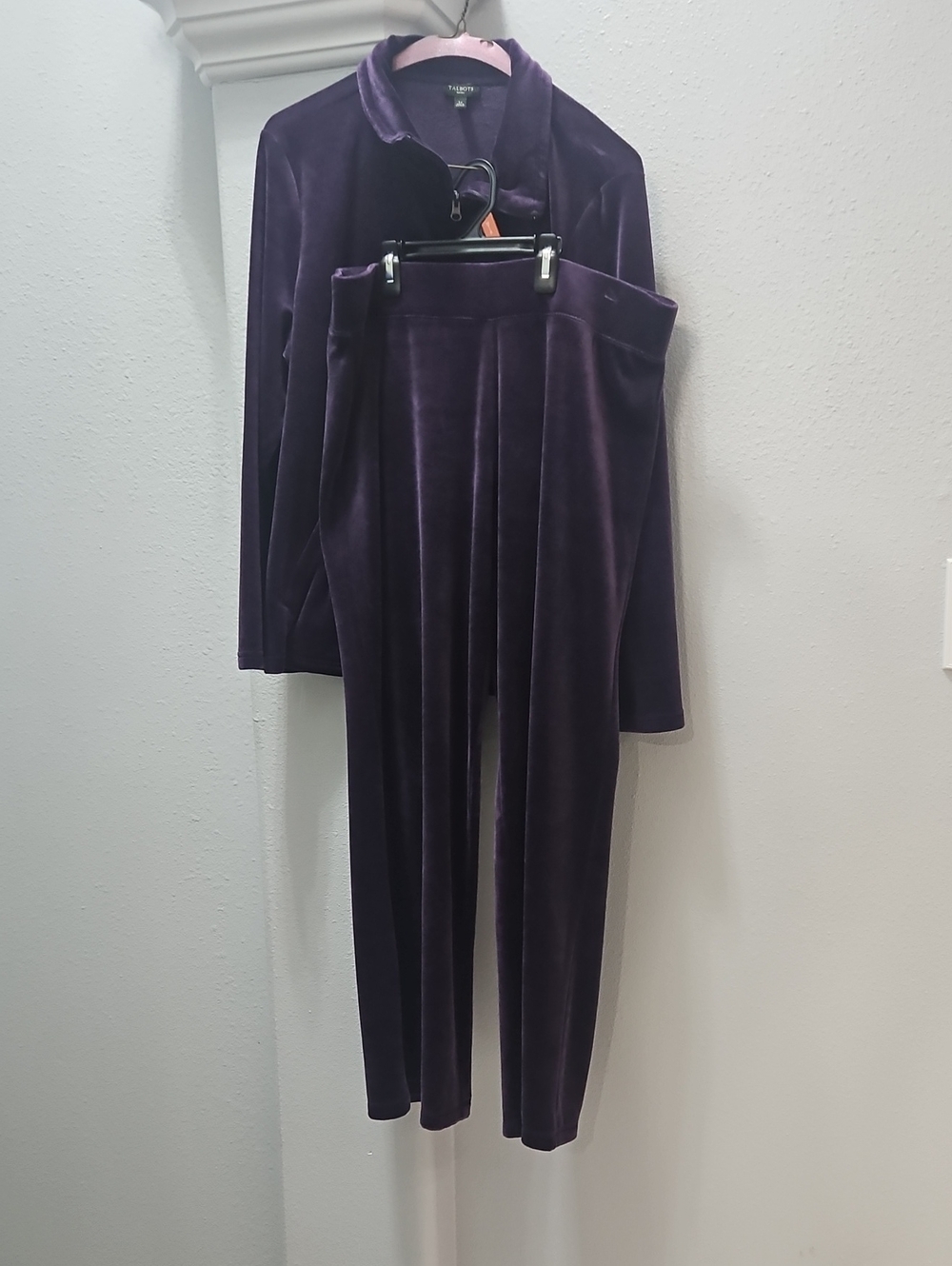 Talbots Petite Purple Velour 2 Piece Tracksuit  Set – Women's